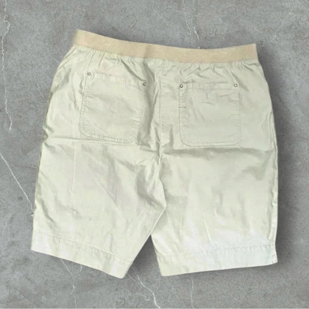$10 Add-on | Plus Size Cotton Shorts - Picture 3 of 10